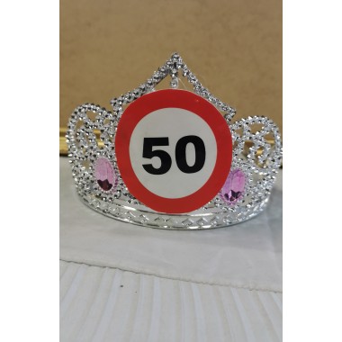 50-es tiara